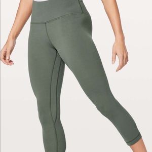 Lululemon align crop 8 Dark Forest